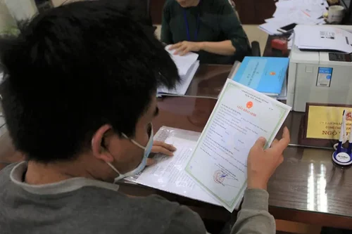 Trách nhiệm đăng ký khai sinh cho con theo quy định pháp luật