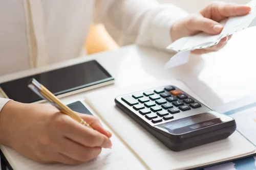 Tình huống về tội in, phát hành, mua bán trái phép hóa đơn, chứng từ thu nộp ngân sách nhà nước
